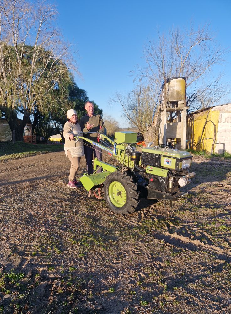 Maquinaria agrícola e industrial entregado por AMIFER S.A.