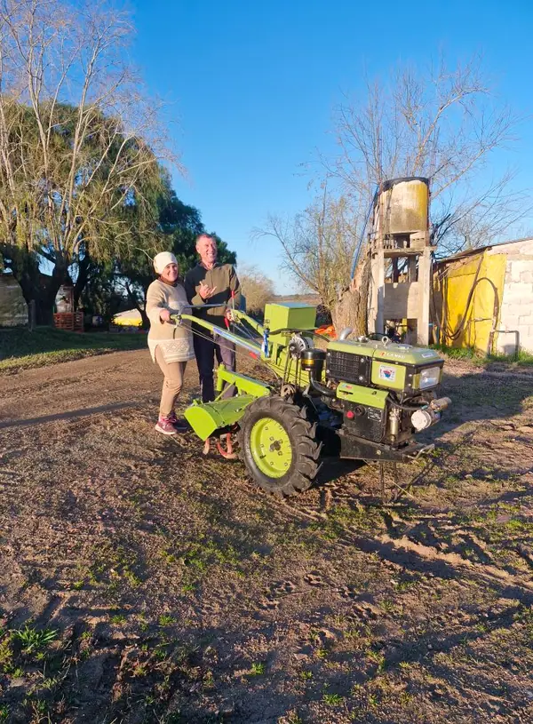 Maquinaria agrícola e industrial entregado por AMIFER S.A.
