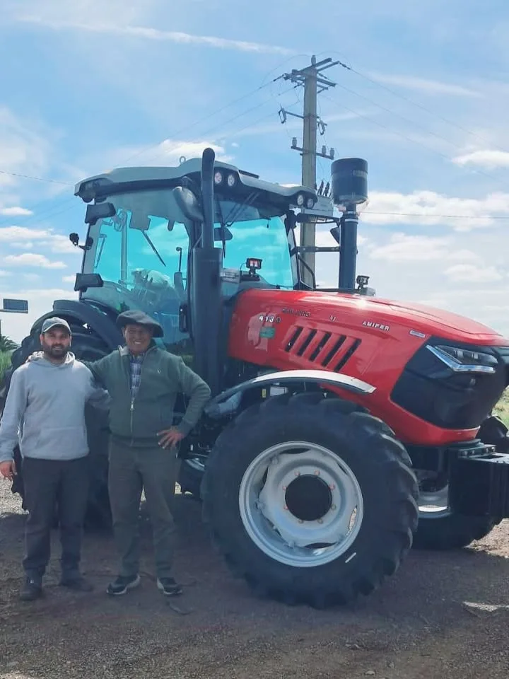 Fertilizadora Bufer 800 en una entrega de AMIFER